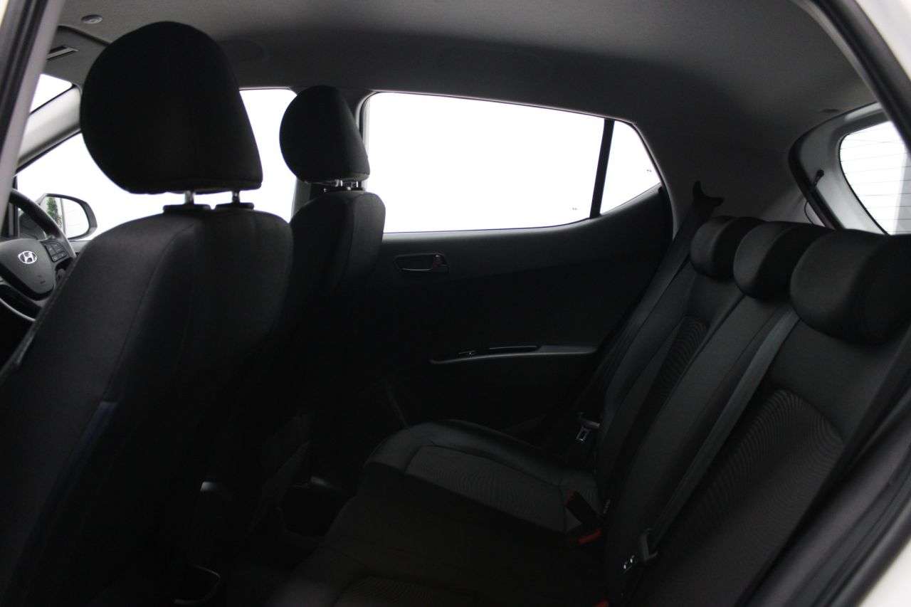 2018 HYUNDAI I10 2018 HYUNDAI I10