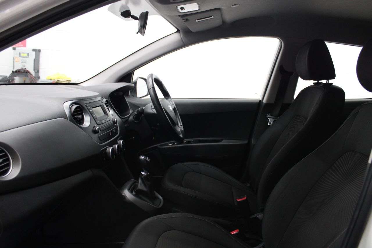 2018 HYUNDAI I10 2018 HYUNDAI I10