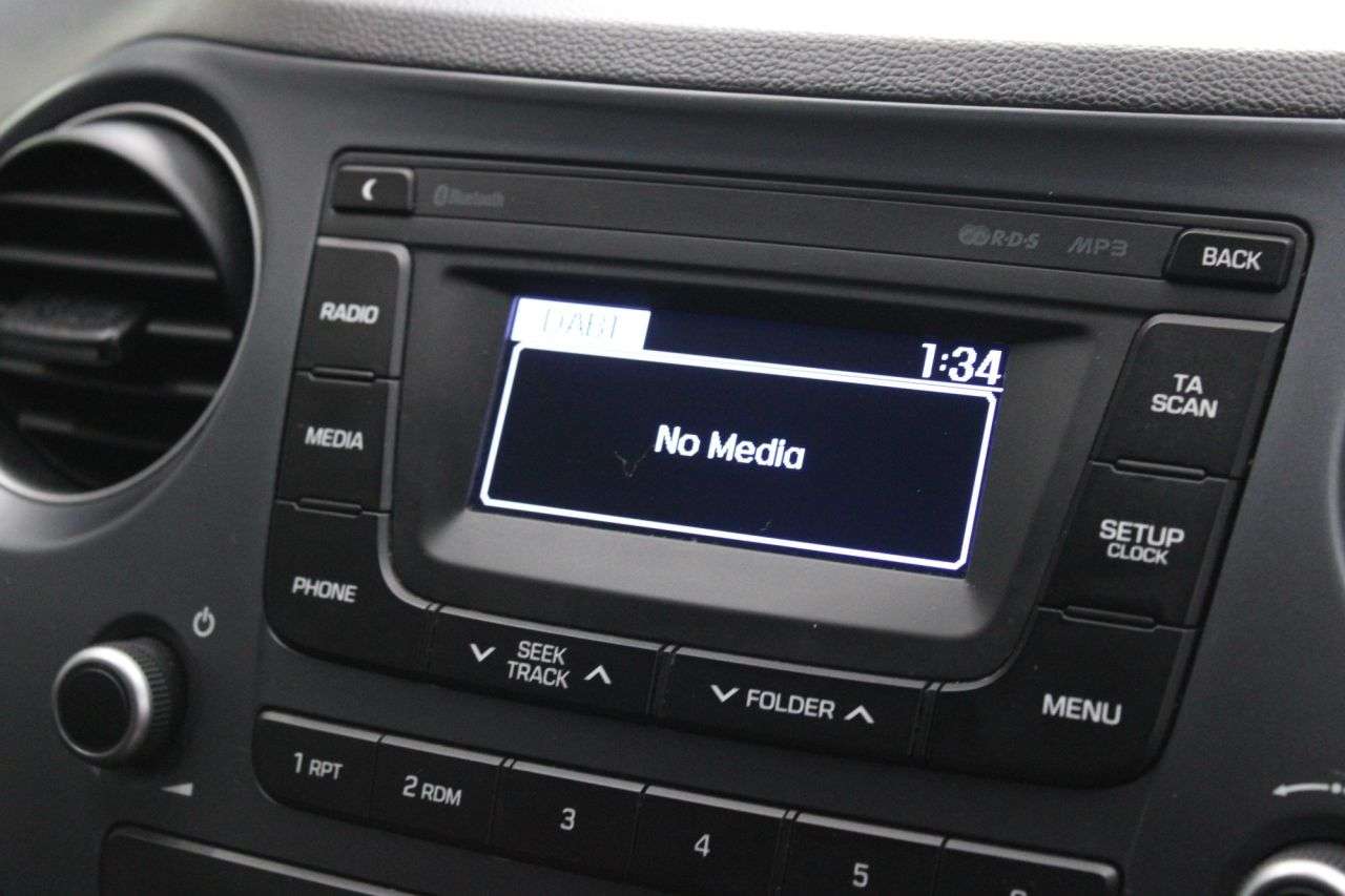 2018 HYUNDAI I10 2018 HYUNDAI I10