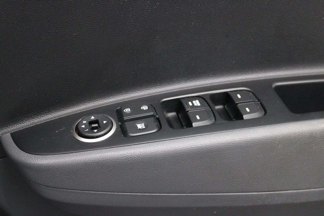 2018 HYUNDAI I10 2018 HYUNDAI I10