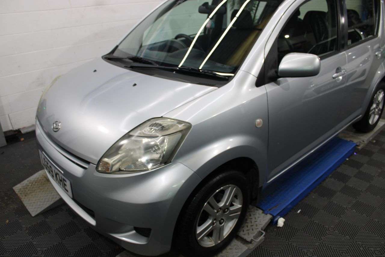 2010 DAIHATSU SIRION 2010 DAIHATSU SIRION
