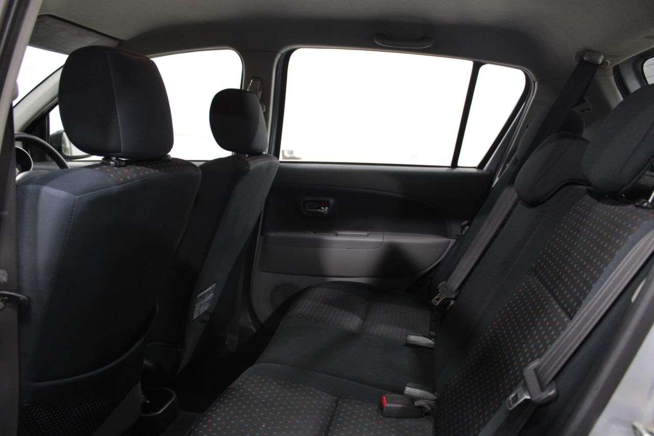 2010 DAIHATSU SIRION 2010 DAIHATSU SIRION