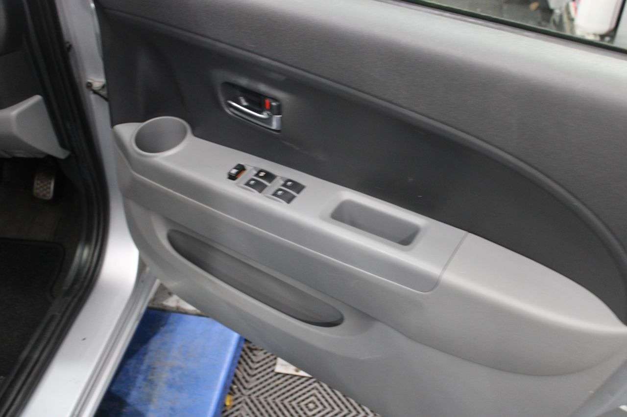 2010 DAIHATSU SIRION 2010 DAIHATSU SIRION