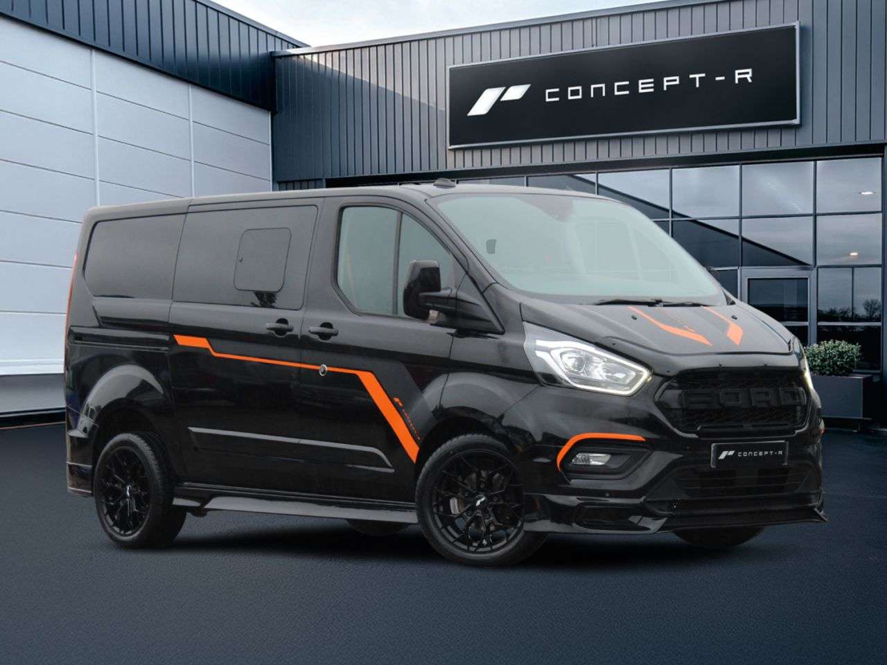 A 0 FORD TRANSIT CUSTOM 2.0 320 EcoBlue Limited Crew Van Double Cab 5dr Diesel Manual L1 H1 Euro 6 A 0 FORD TRANSIT CUSTOM 2.0 320 EcoBlue Limited Crew Van Double Cab 5dr Diesel Manual L1 H1 Euro 6