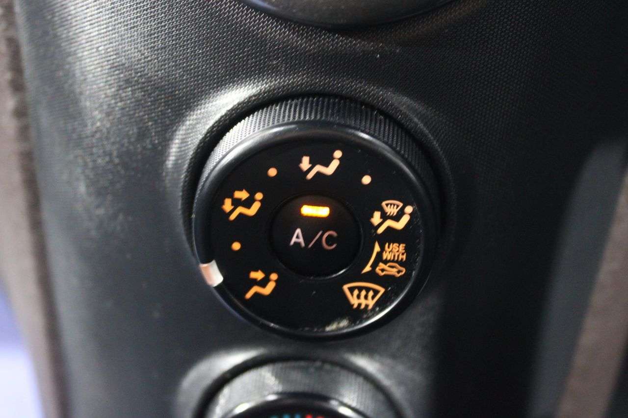 0 TOYOTA IQ 0 TOYOTA IQ