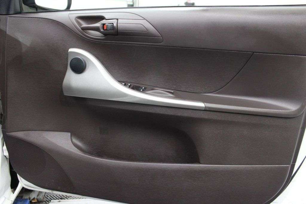 2009 TOYOTA IQ 2009 TOYOTA IQ