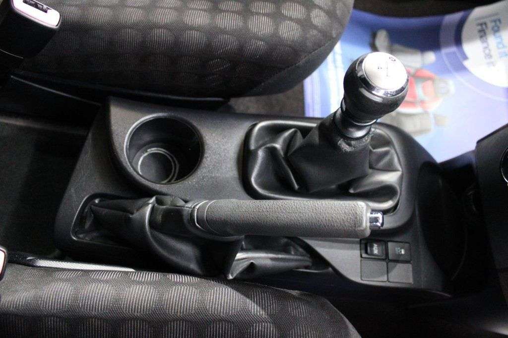 2009 TOYOTA IQ 2009 TOYOTA IQ