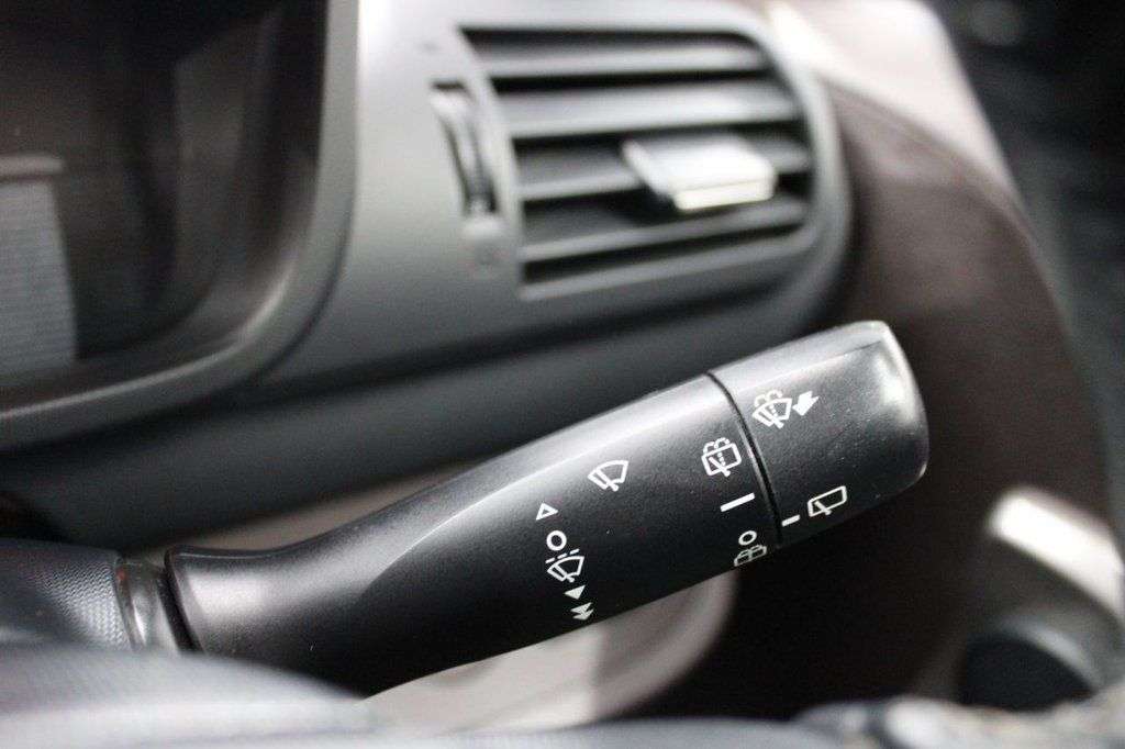 2009 TOYOTA IQ 2009 TOYOTA IQ