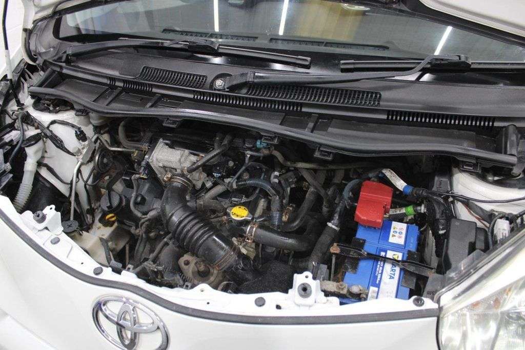 2009 TOYOTA IQ 2009 TOYOTA IQ