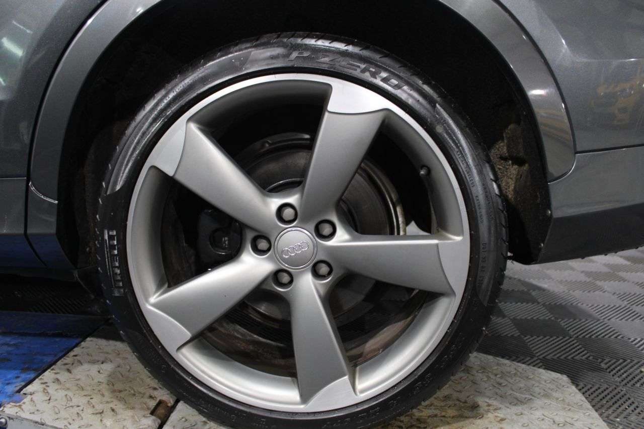 2014 AUDI RS Q3 2014 AUDI RS Q3