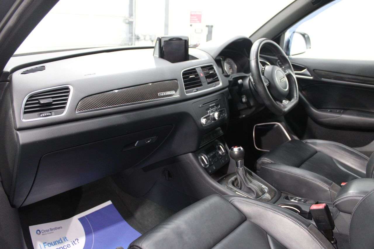 2014 AUDI RS Q3 2014 AUDI RS Q3