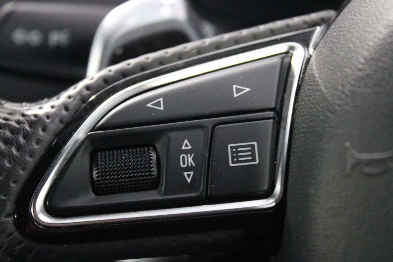 2014 AUDI RS Q3 2014 AUDI RS Q3