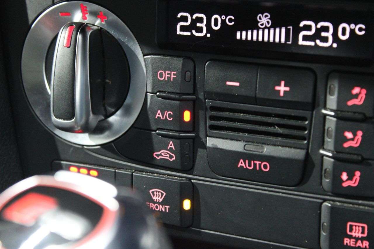 2014 AUDI RS Q3 2014 AUDI RS Q3