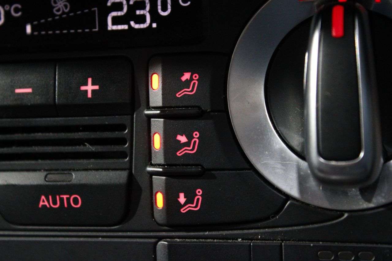 2014 AUDI RS Q3 2014 AUDI RS Q3