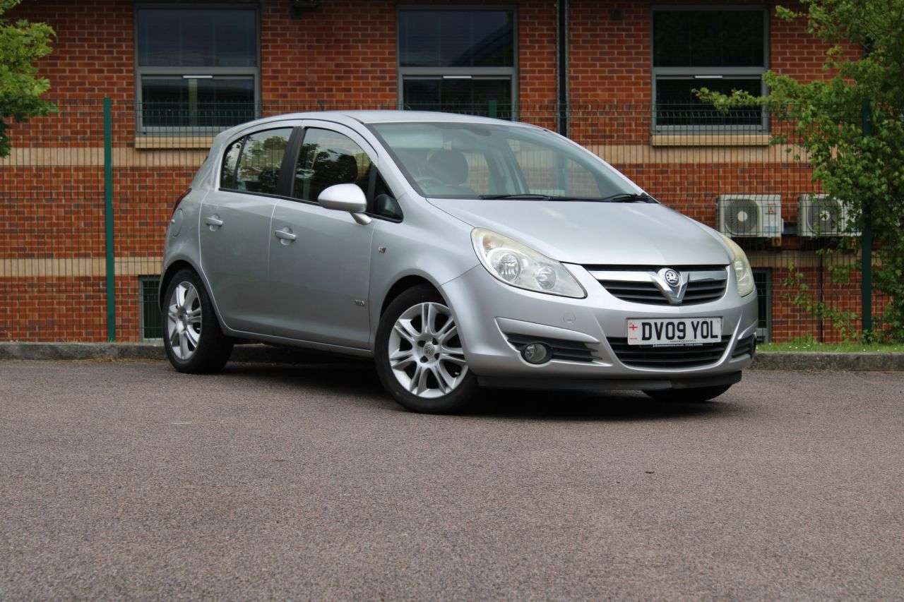 A 2009 VAUXHALL CORSA 1.4i 16v Club Hatchback 3dr Petrol Manual (146 g/km, 89 bhp) ***12 MONTHS M A 2009 VAUXHALL CORSA 1.4i 16v Club Hatchback 3dr Petrol Manual (146 g/km, 89 bhp) ***12 MONTHS M