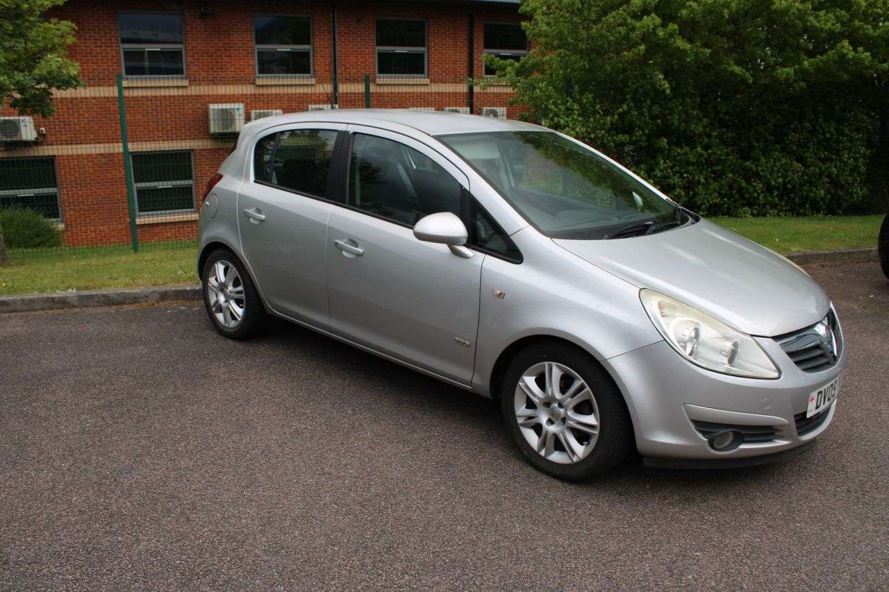 A 2009 VAUXHALL CORSA 1.4i 16v Club Hatchback 3dr Petrol Manual (146 g/km, 89 bhp) ***12 MONTHS M A 2009 VAUXHALL CORSA 1.4i 16v Club Hatchback 3dr Petrol Manual (146 g/km, 89 bhp) ***12 MONTHS M