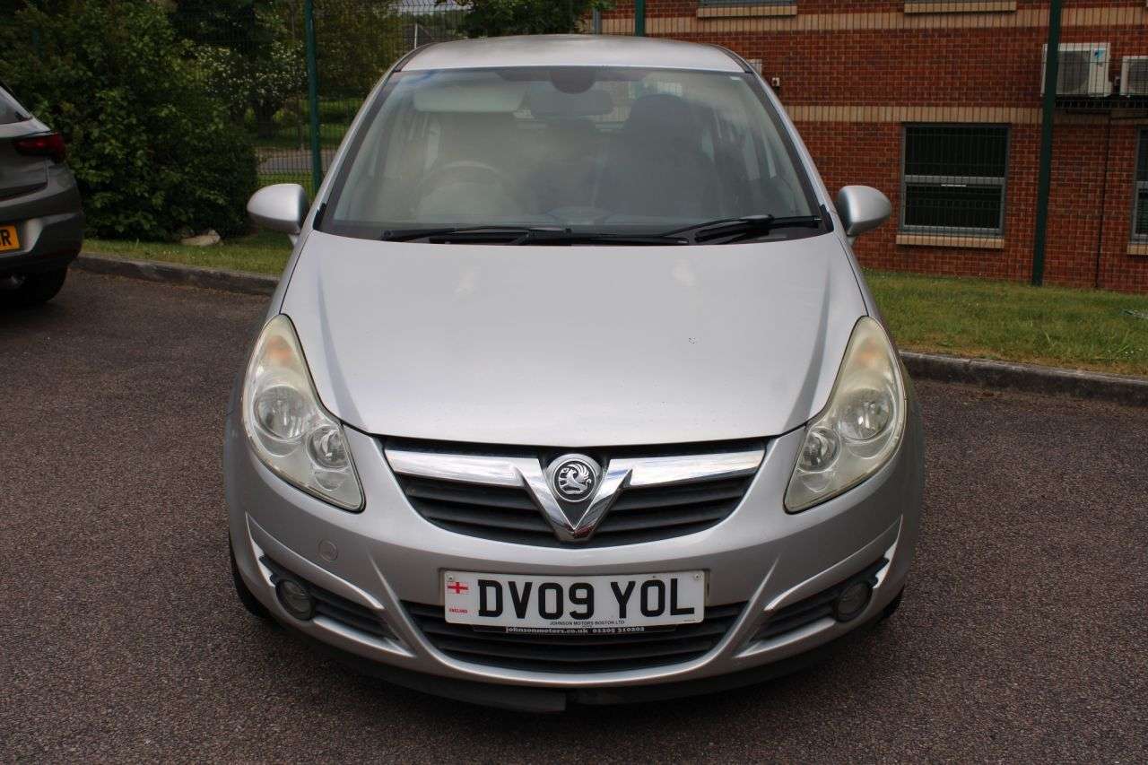 A 2009 VAUXHALL CORSA 1.4i 16v Club Hatchback 3dr Petrol Manual (146 g/km, 89 bhp) ***12 MONTHS M A 2009 VAUXHALL CORSA 1.4i 16v Club Hatchback 3dr Petrol Manual (146 g/km, 89 bhp) ***12 MONTHS M