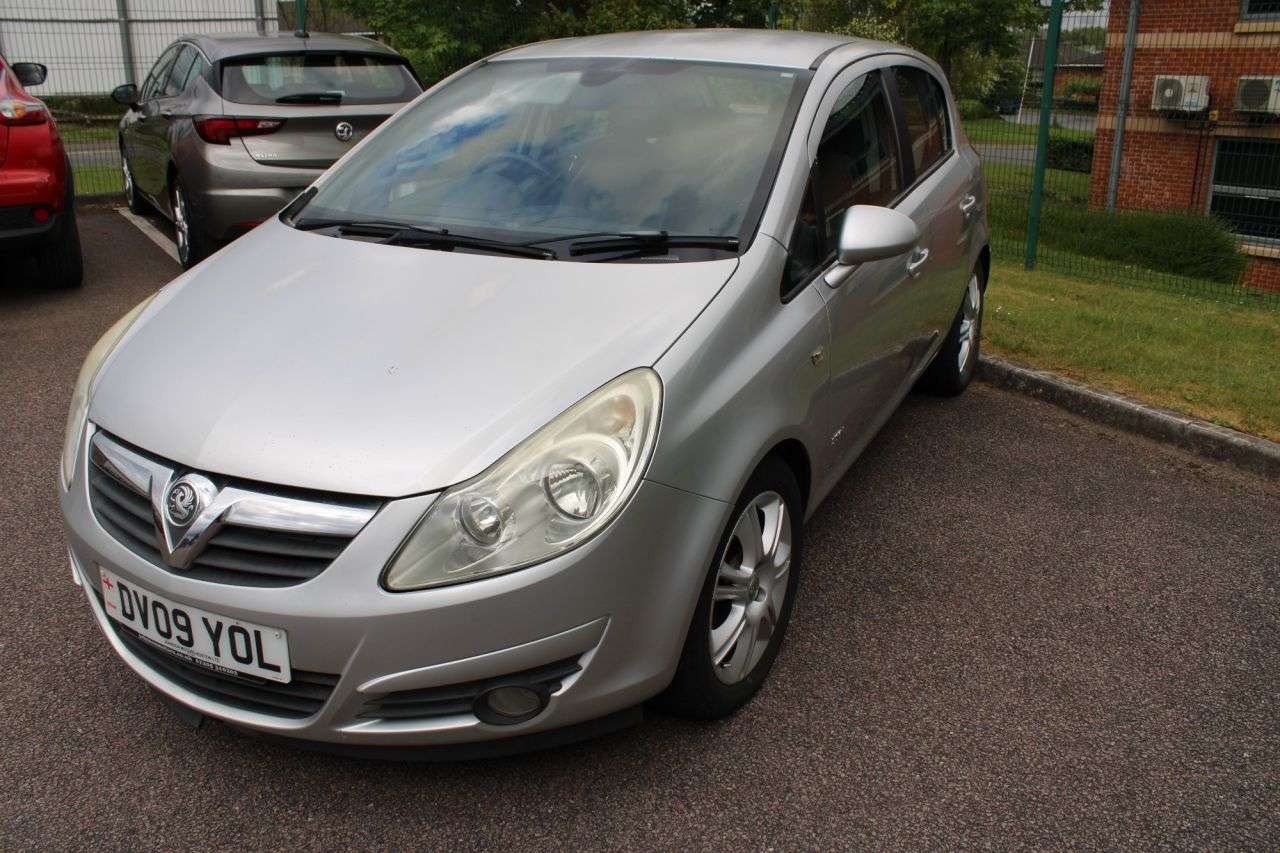 A 2009 VAUXHALL CORSA 1.4i 16v Club Hatchback 3dr Petrol Manual (146 g/km, 89 bhp) ***12 MONTHS M A 2009 VAUXHALL CORSA 1.4i 16v Club Hatchback 3dr Petrol Manual (146 g/km, 89 bhp) ***12 MONTHS M