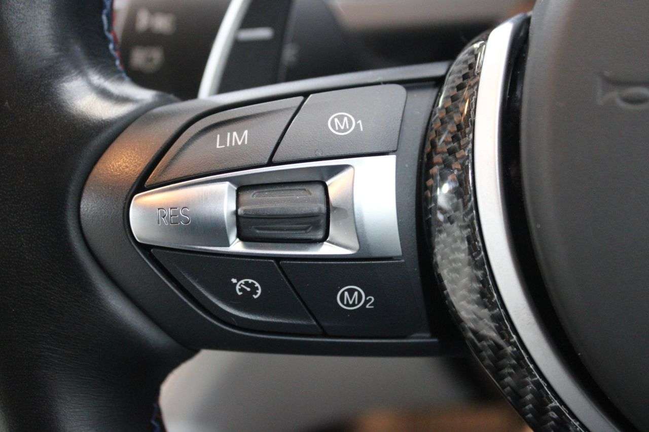 2017 BMW M6 2017 BMW M6