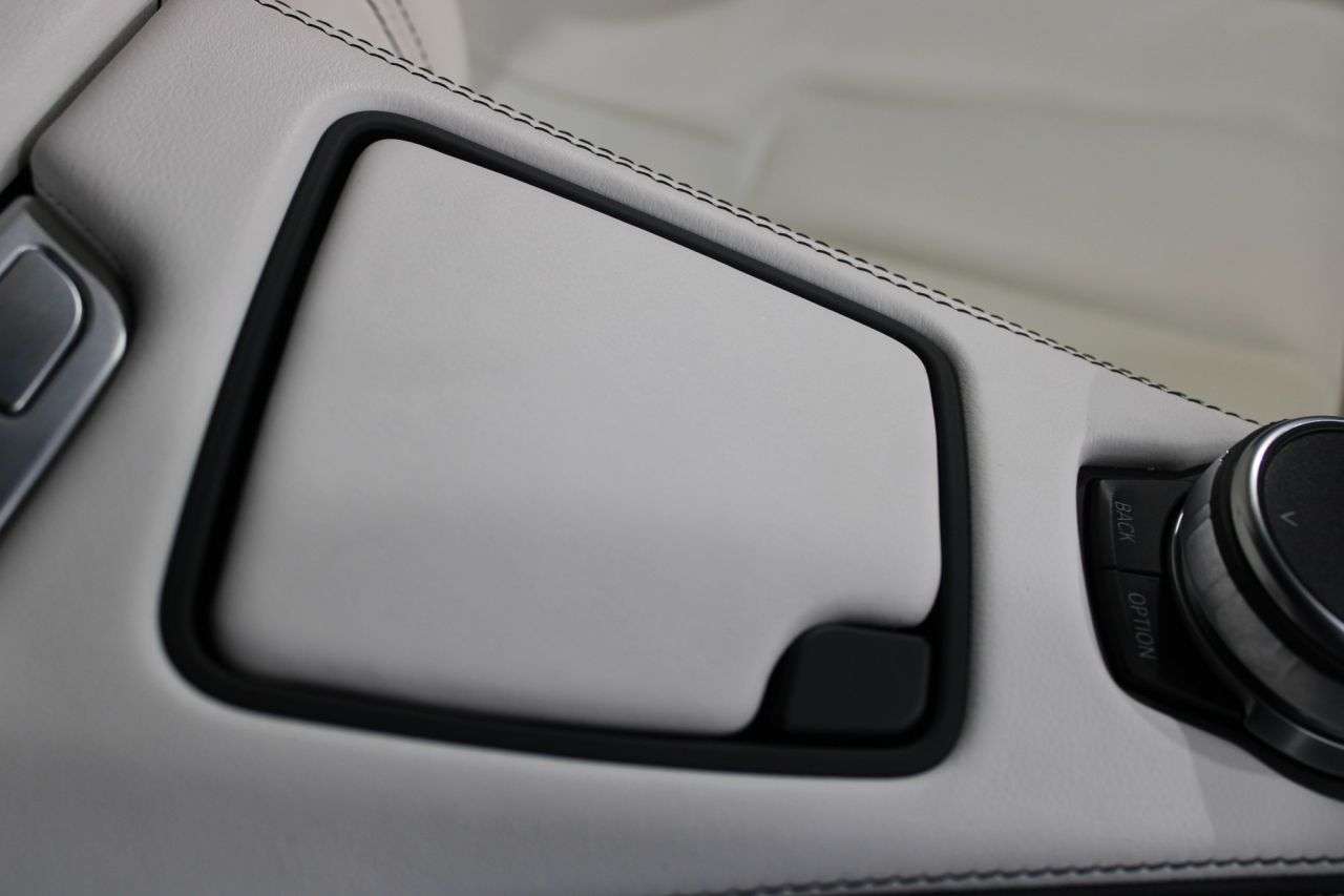 2017 BMW M6 2017 BMW M6