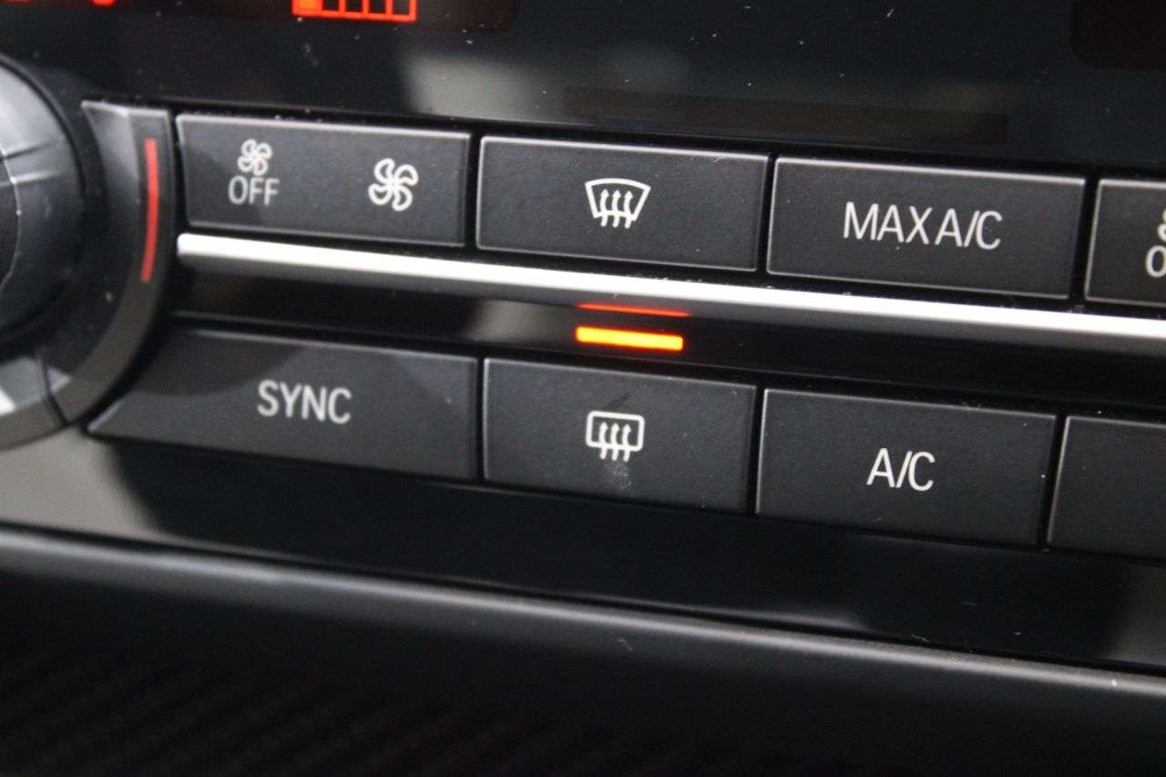 2017 BMW M6 2017 BMW M6