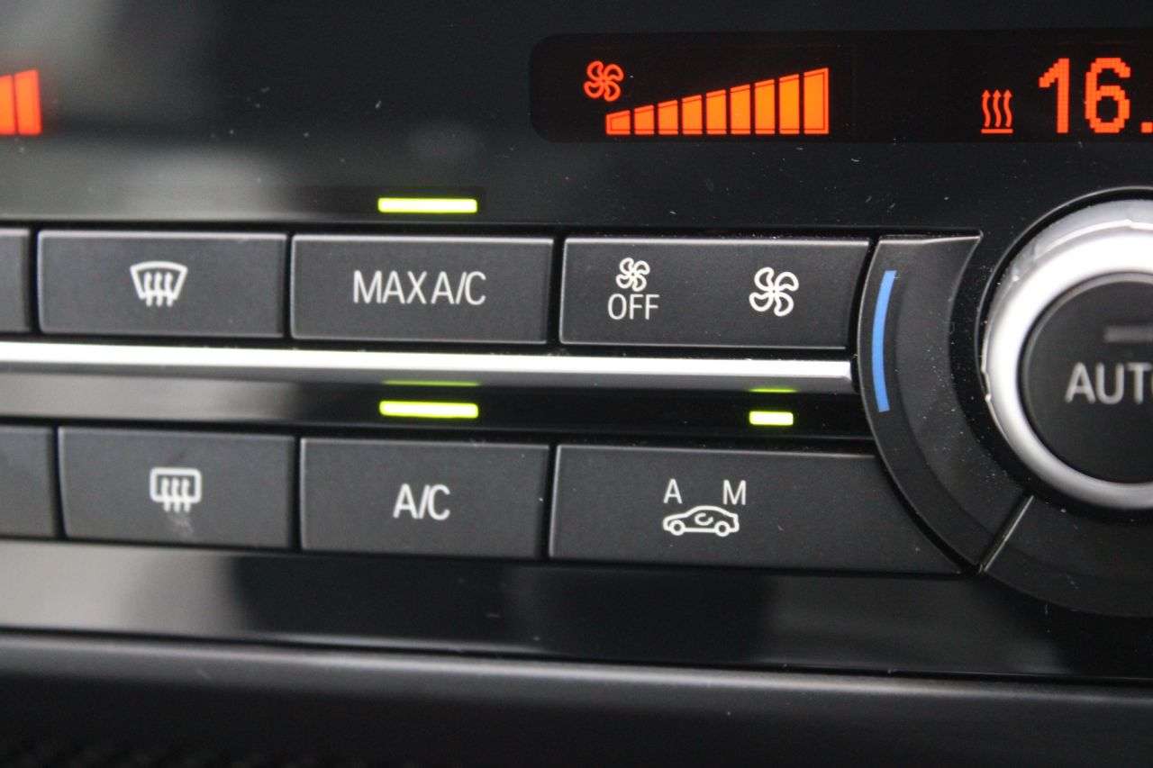 2017 BMW M6 2017 BMW M6