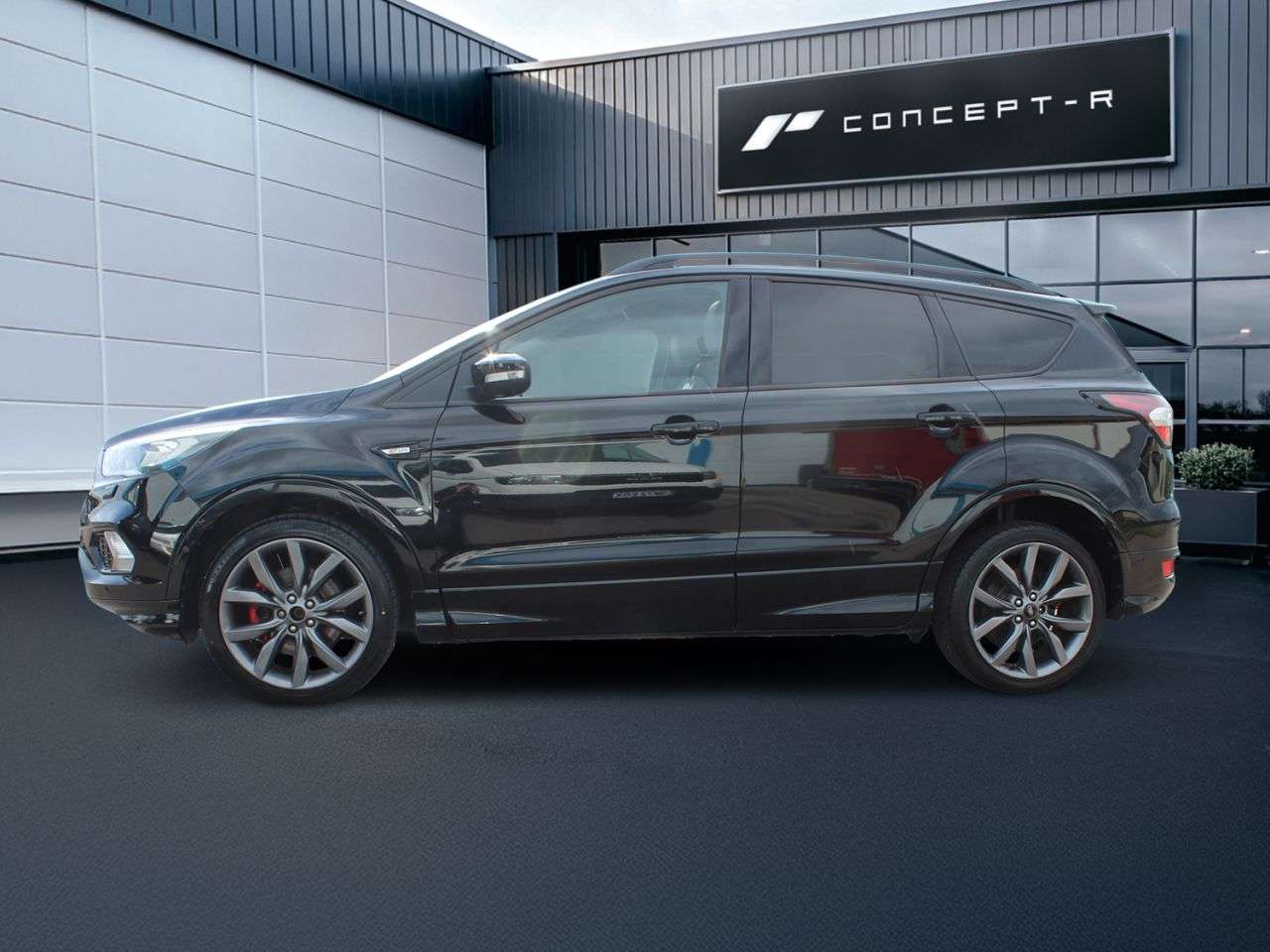 A 2019 FORD KUGA 2.0 TDCi EcoBlue ST-Line Edition SUV 5dr Diesel Manual Euro 6 (s/s) (150 ps A 2019 FORD KUGA 2.0 TDCi EcoBlue ST-Line Edition SUV 5dr Diesel Manual Euro 6 (s/s) (150 ps
