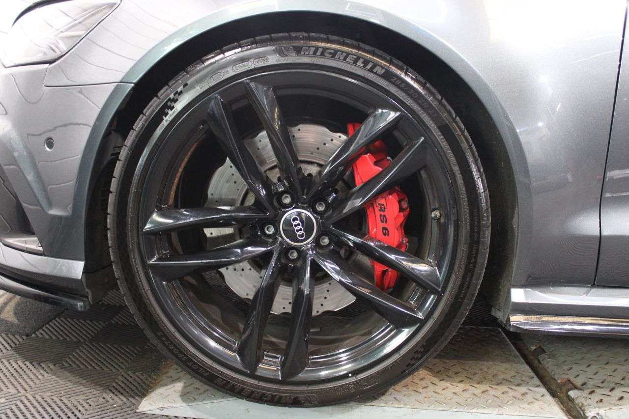 2015 AUDI RS6 AVANT 2015 AUDI RS6 AVANT