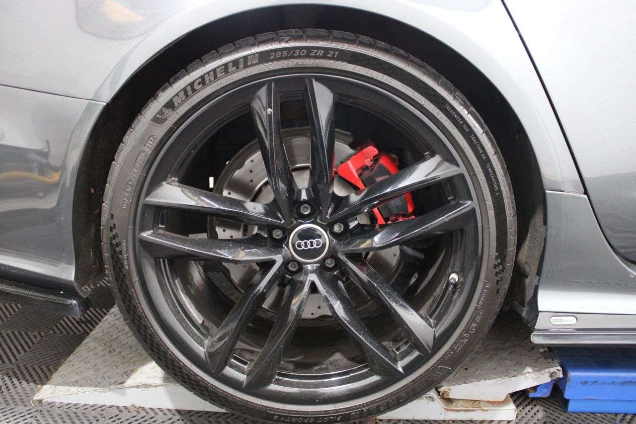 2015 AUDI RS6 AVANT 2015 AUDI RS6 AVANT