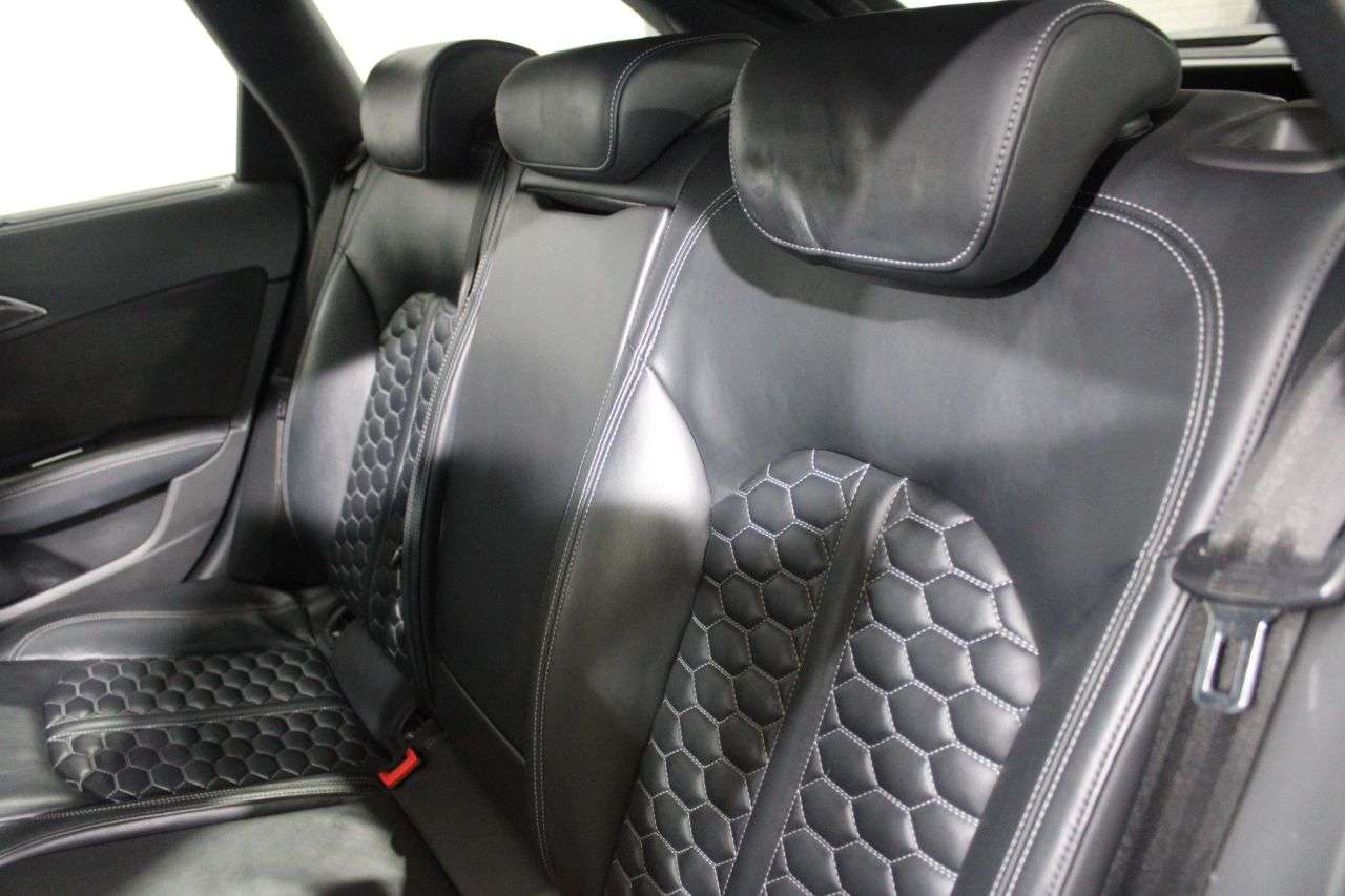 2015 AUDI RS6 AVANT 2015 AUDI RS6 AVANT