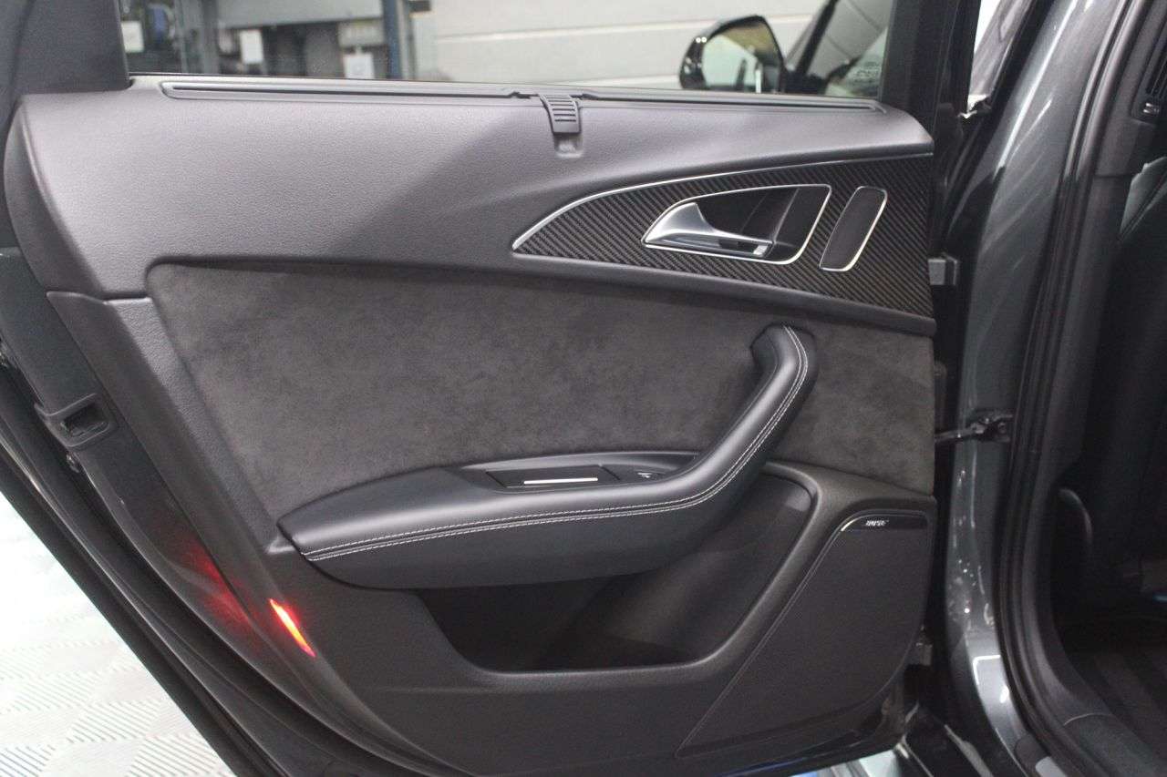 2015 AUDI RS6 AVANT 2015 AUDI RS6 AVANT