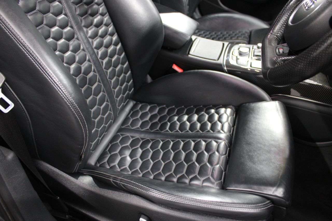 2015 AUDI RS6 AVANT 2015 AUDI RS6 AVANT