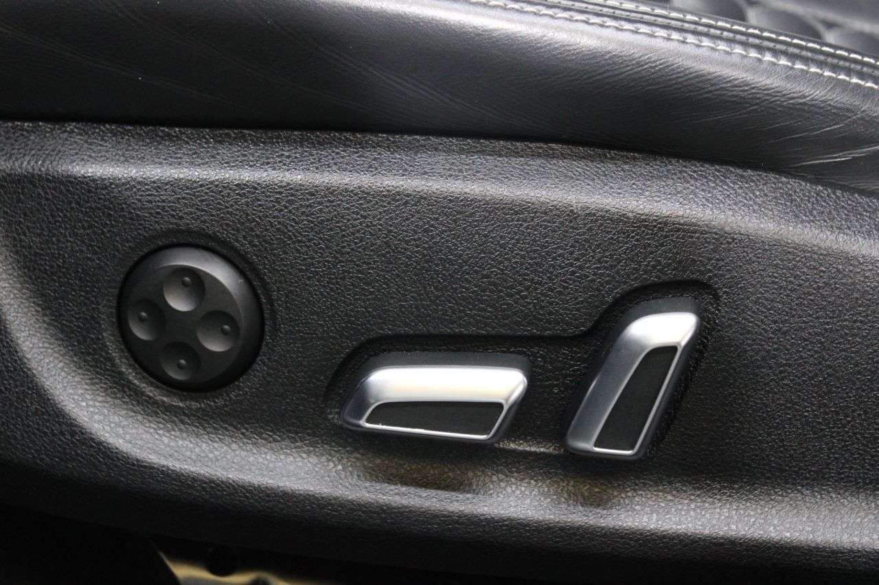 2015 AUDI RS6 AVANT 2015 AUDI RS6 AVANT