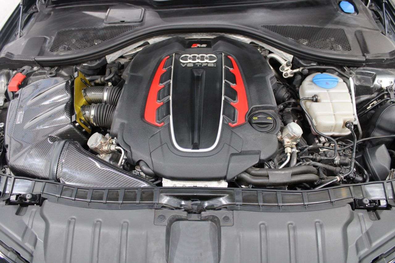 2015 AUDI RS6 AVANT 2015 AUDI RS6 AVANT