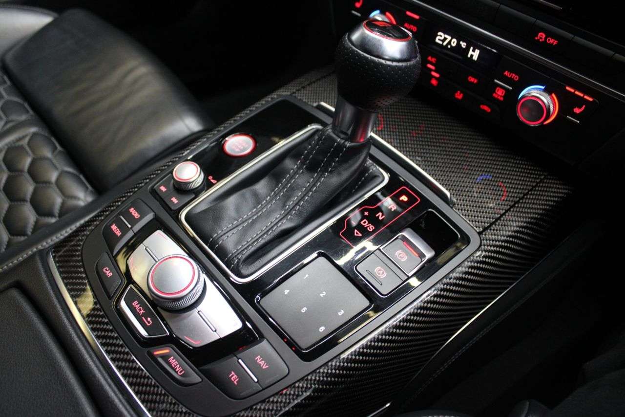 2015 AUDI RS6 AVANT 2015 AUDI RS6 AVANT