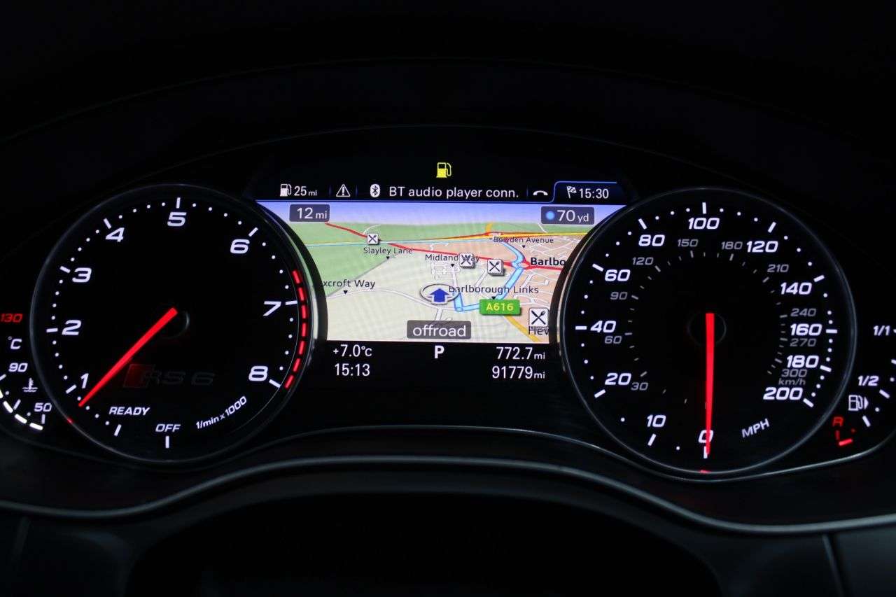 2015 AUDI RS6 AVANT 2015 AUDI RS6 AVANT