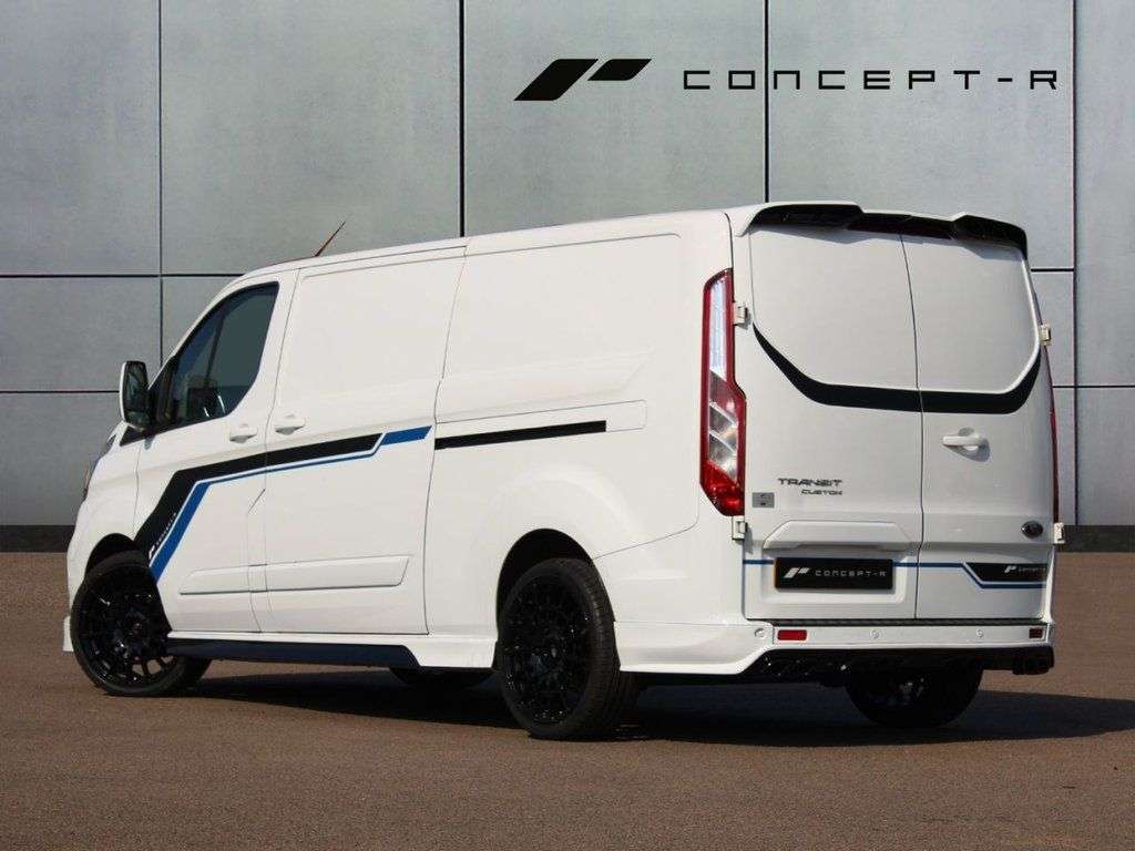 A 2021 FORD TRANSIT CUSTOM 2.0 300 EcoBlue Limited Panel Van 5dr Diesel Auto L2 H1 Euro 6 (s/s) (170 p A 2021 FORD TRANSIT CUSTOM 2.0 300 EcoBlue Limited Panel Van 5dr Diesel Auto L2 H1 Euro 6 (s/s) (170 p