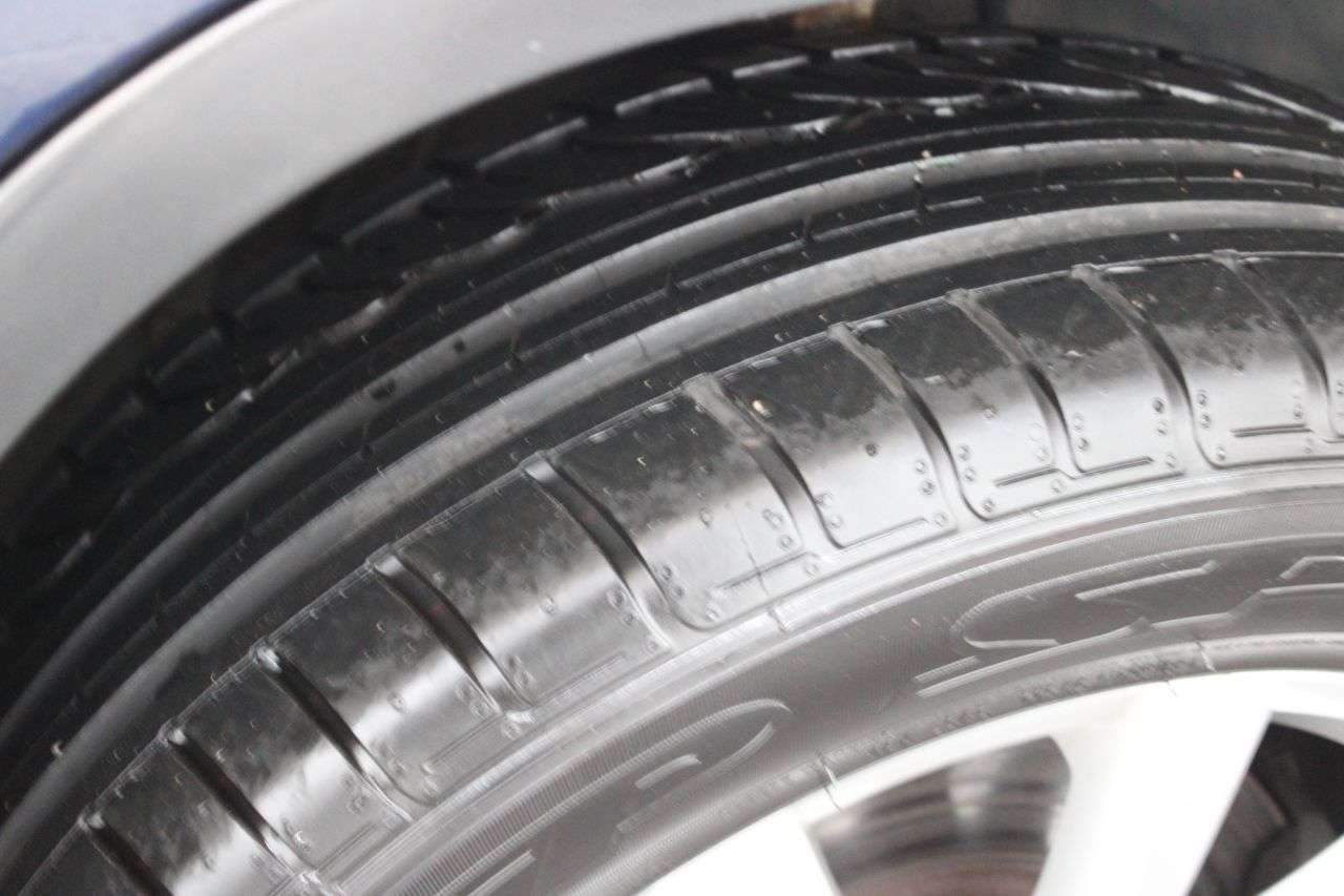 2011 VOLKSWAGEN TIGUAN 2011 VOLKSWAGEN TIGUAN