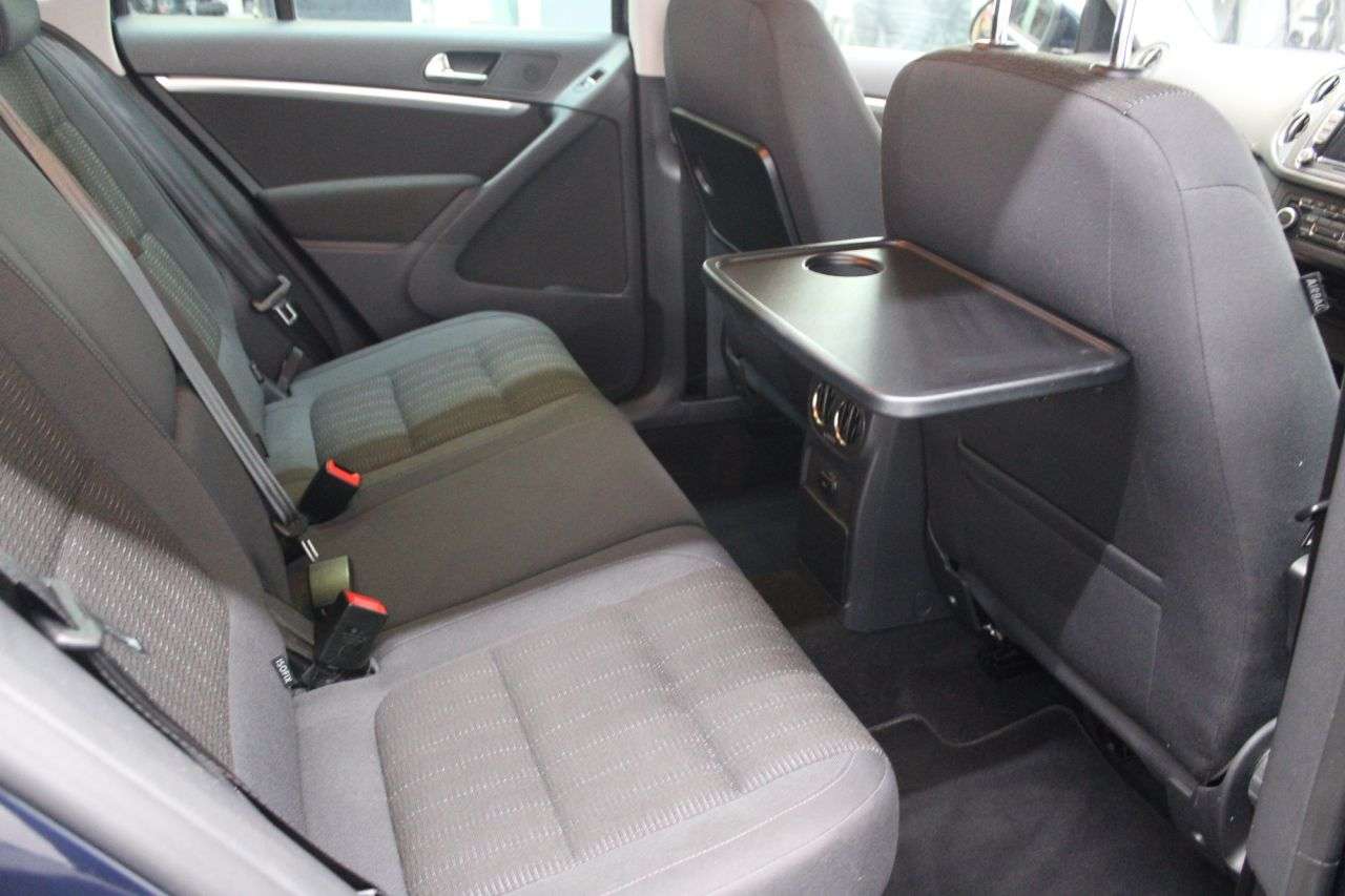 2011 VOLKSWAGEN TIGUAN 2011 VOLKSWAGEN TIGUAN