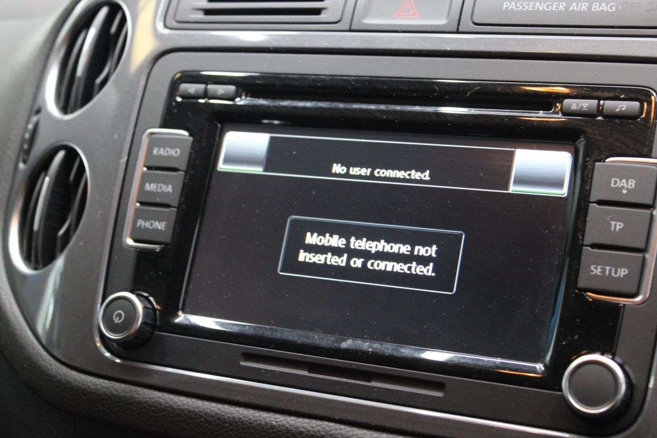 2011 VOLKSWAGEN TIGUAN 2011 VOLKSWAGEN TIGUAN