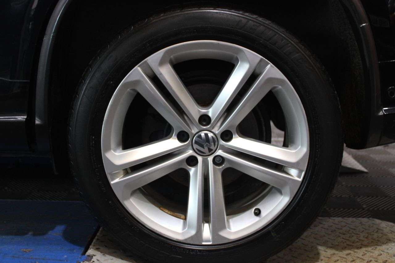 2015 VOLKSWAGEN TIGUAN 2015 VOLKSWAGEN TIGUAN