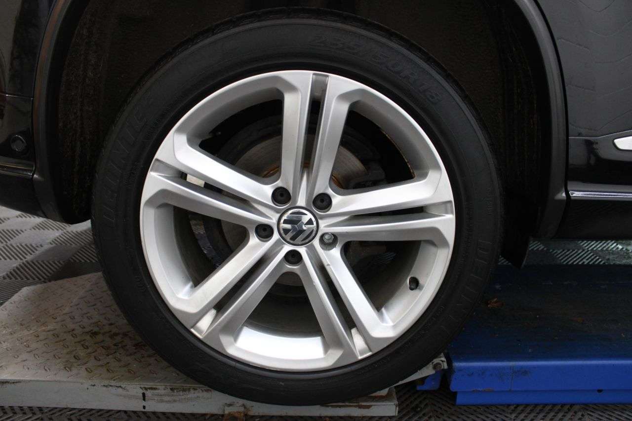 2015 VOLKSWAGEN TIGUAN 2015 VOLKSWAGEN TIGUAN