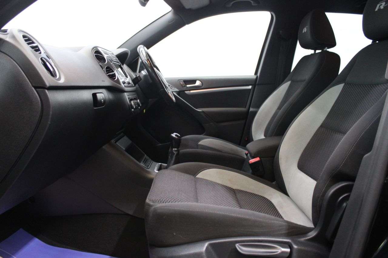 2015 VOLKSWAGEN TIGUAN 2015 VOLKSWAGEN TIGUAN