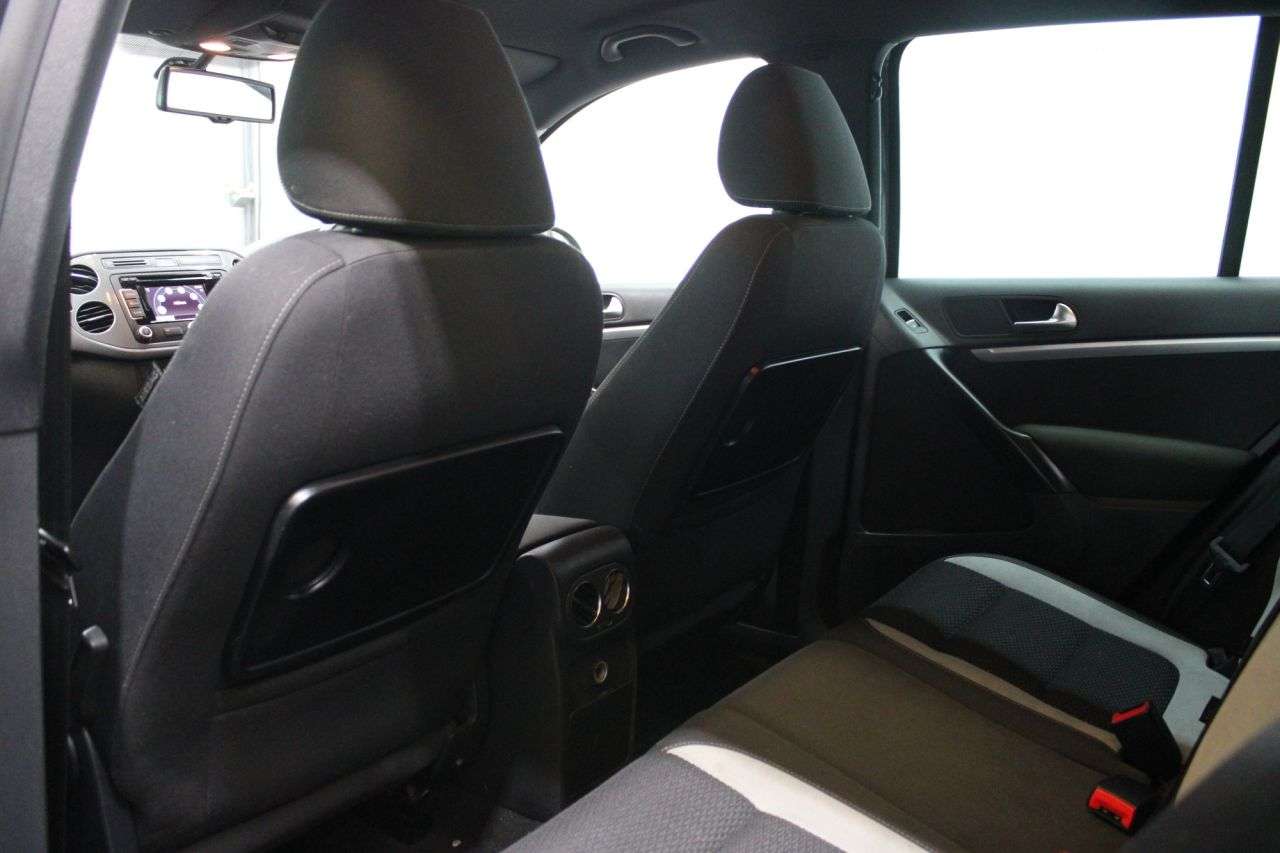 2015 VOLKSWAGEN TIGUAN 2015 VOLKSWAGEN TIGUAN