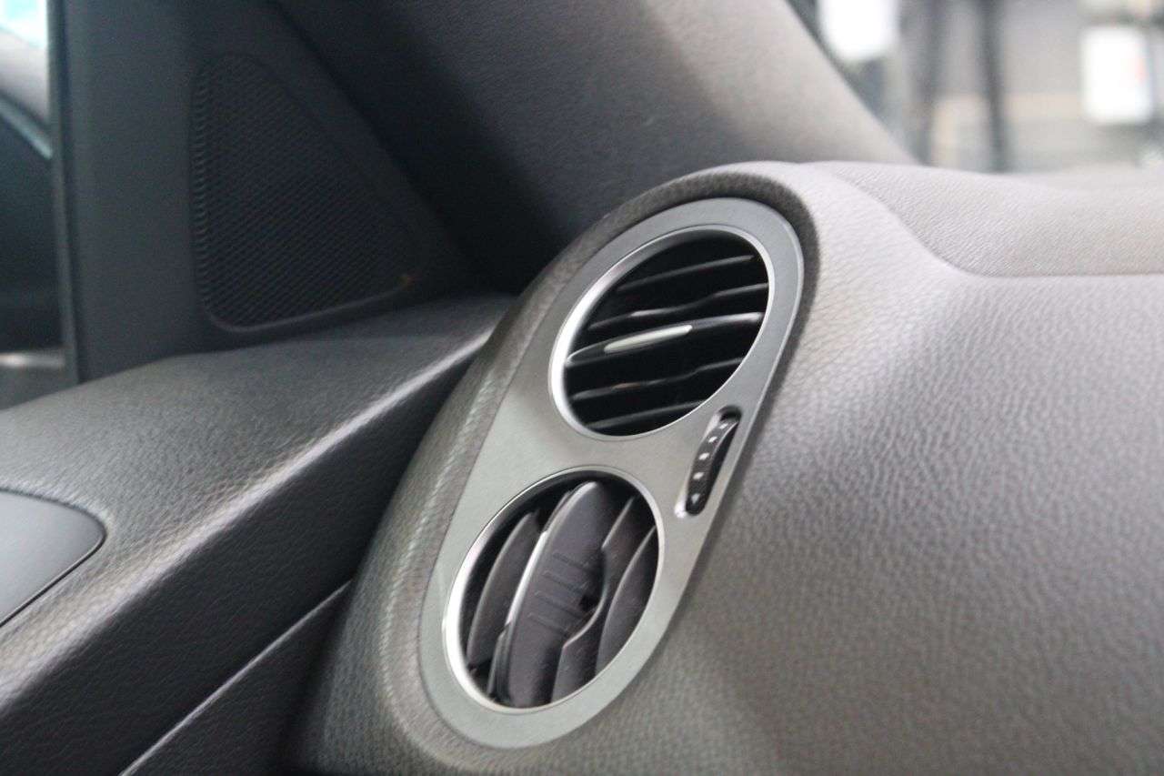 2015 VOLKSWAGEN TIGUAN 2015 VOLKSWAGEN TIGUAN