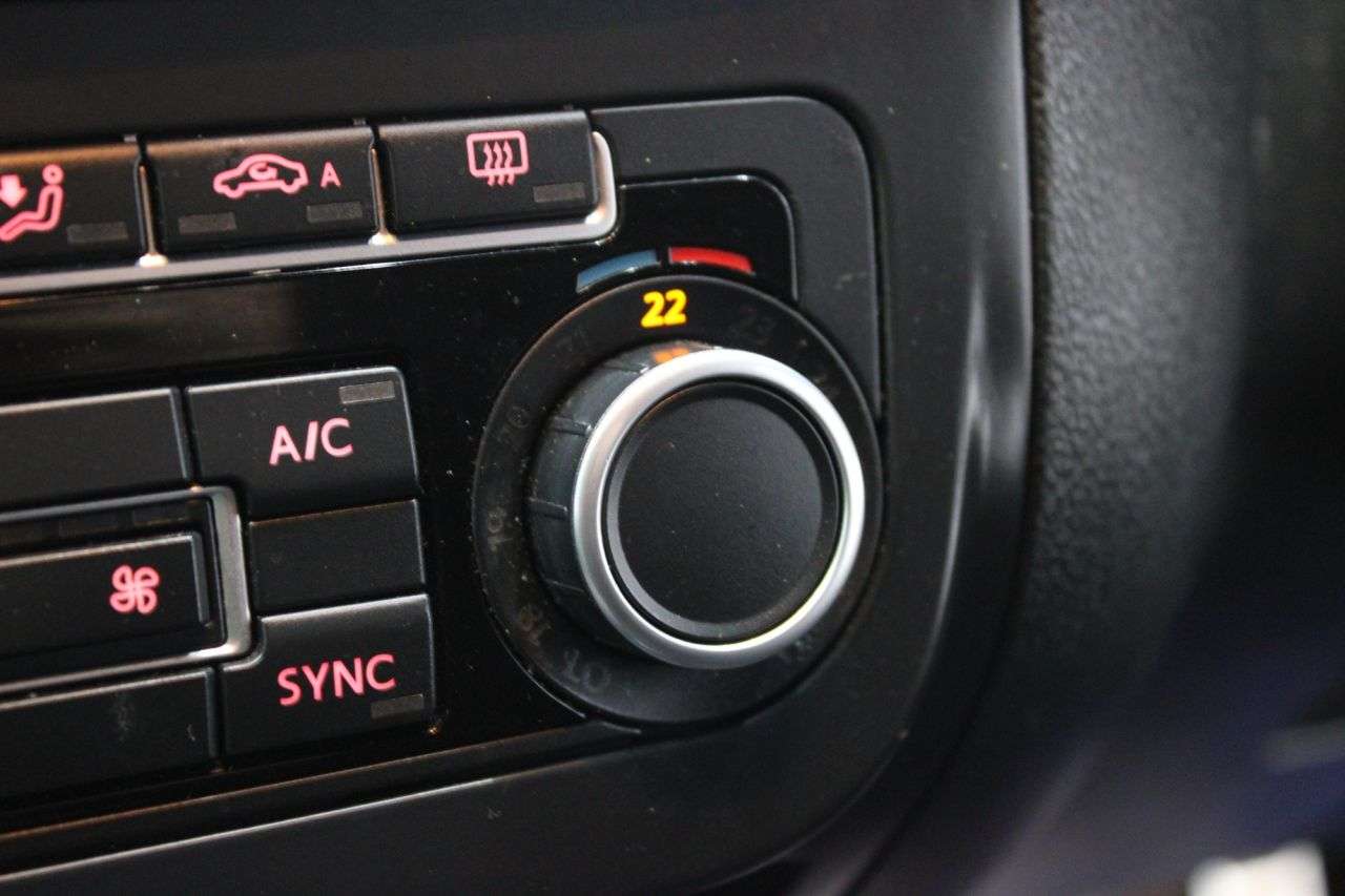 2015 VOLKSWAGEN TIGUAN 2015 VOLKSWAGEN TIGUAN