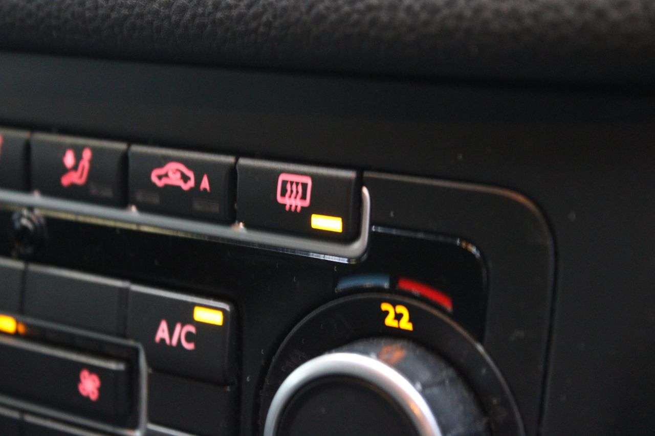 2015 VOLKSWAGEN TIGUAN 2015 VOLKSWAGEN TIGUAN