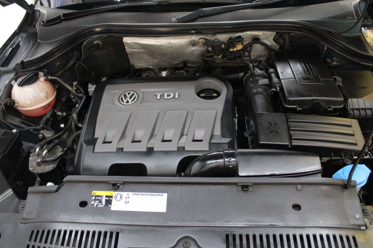 2015 VOLKSWAGEN TIGUAN 2015 VOLKSWAGEN TIGUAN