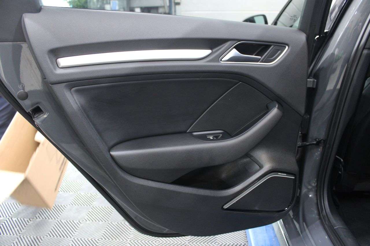 2017 AUDI S3 2017 AUDI S3