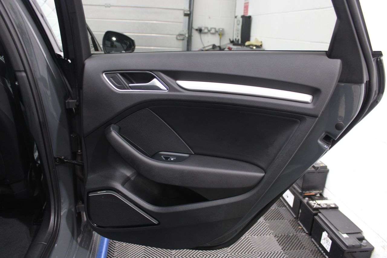 2017 AUDI S3 2017 AUDI S3